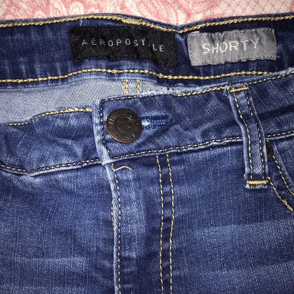 Shorts - Picture 3 of 3